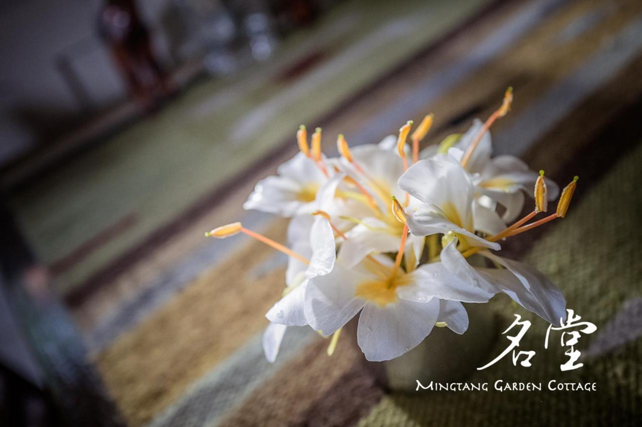 Mingtang Garden Cottage 名堂花园度假屋 Pokhara Exterior photo